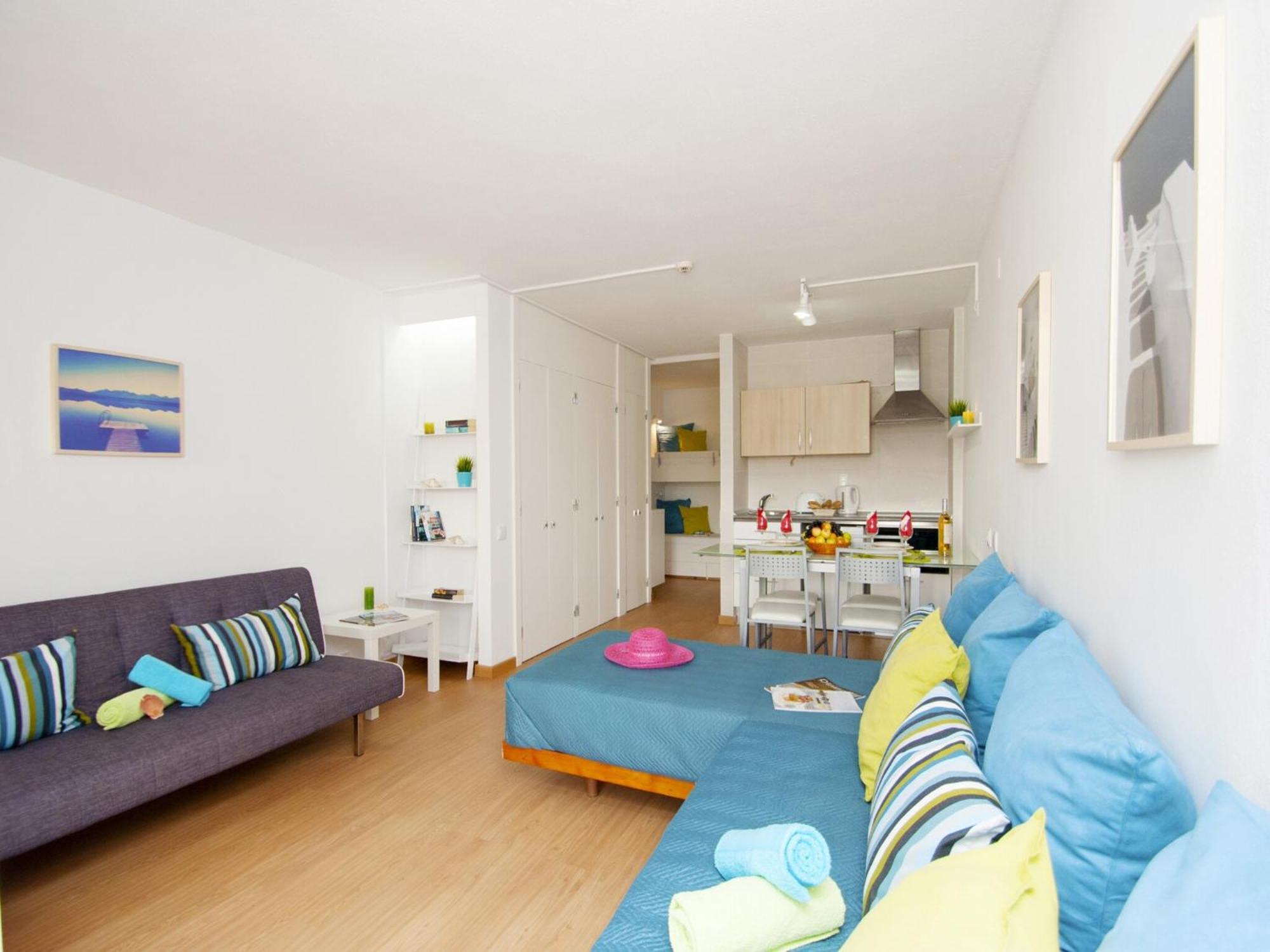 Apartment Outstanding *